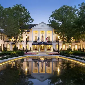 Inn, An Official Colonial США